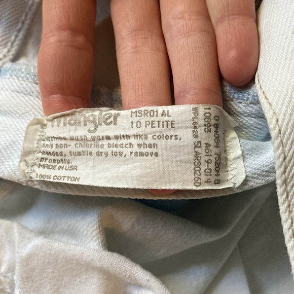 VINTAGE LIGHTWASH SUPER HIGH WAIST WRANGLER JEANS 🩵🩵 - Picture 8 of 8